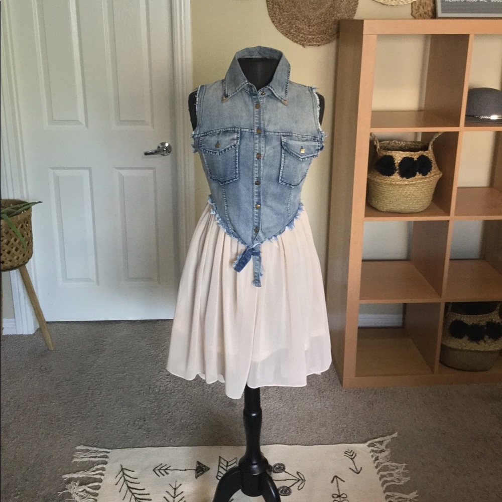 NWT denim vest dress 💕